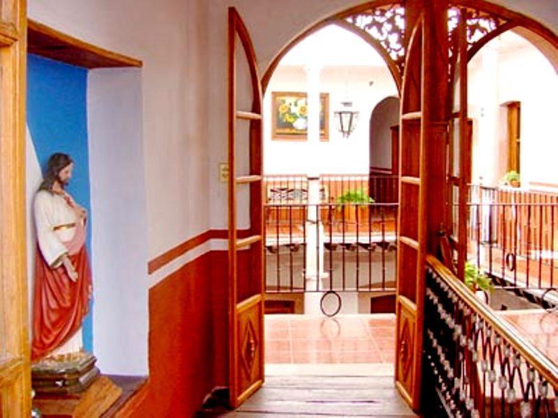 Hotel Reyna Soledad Zacatecas Interior foto